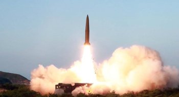 KJU_missile-tests_KCNA_04